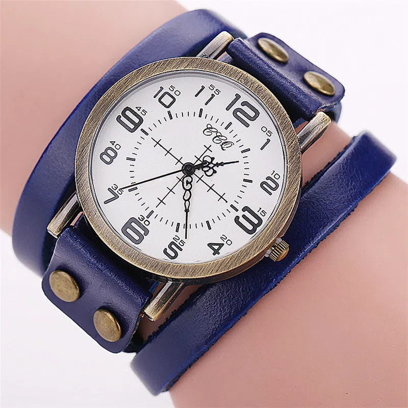 CCQ vintage women's leather bracelet watch with 35mm alloy case and adjustable band