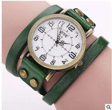 CCQ vintage women's leather bracelet watch with 35mm alloy case and adjustable band