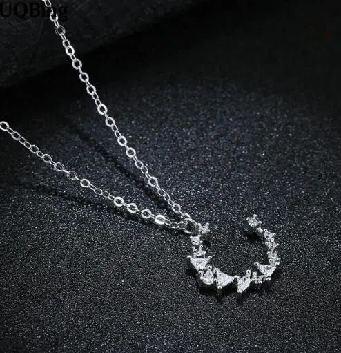 Three piece jewellery bundle set in Dazzle Box style with matching pieces on display