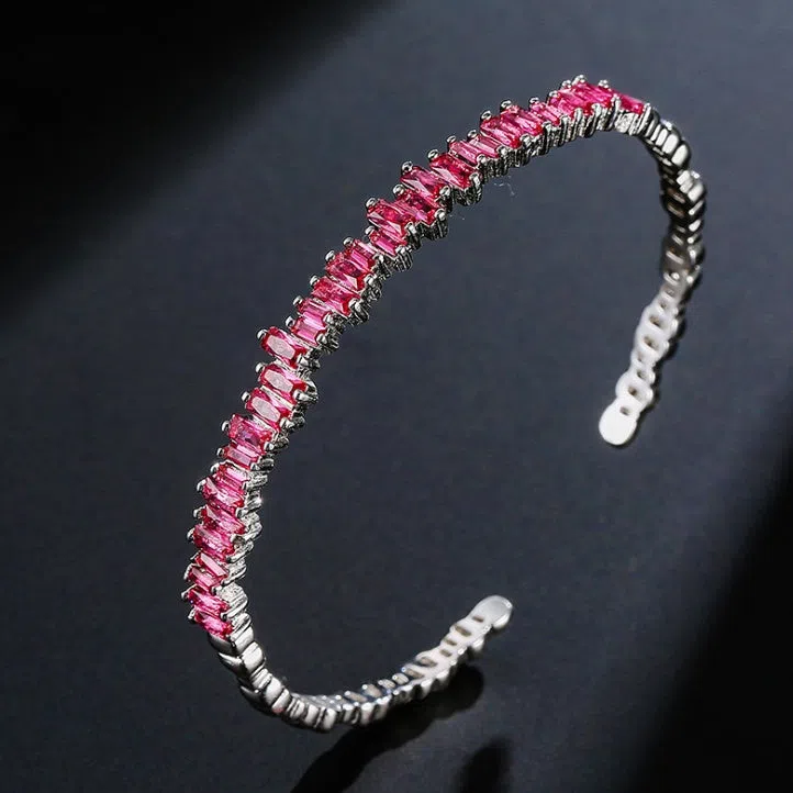 Geometric light luxury micro-inlaid zircon bracelet on environmental copper base with gold-plated inlay