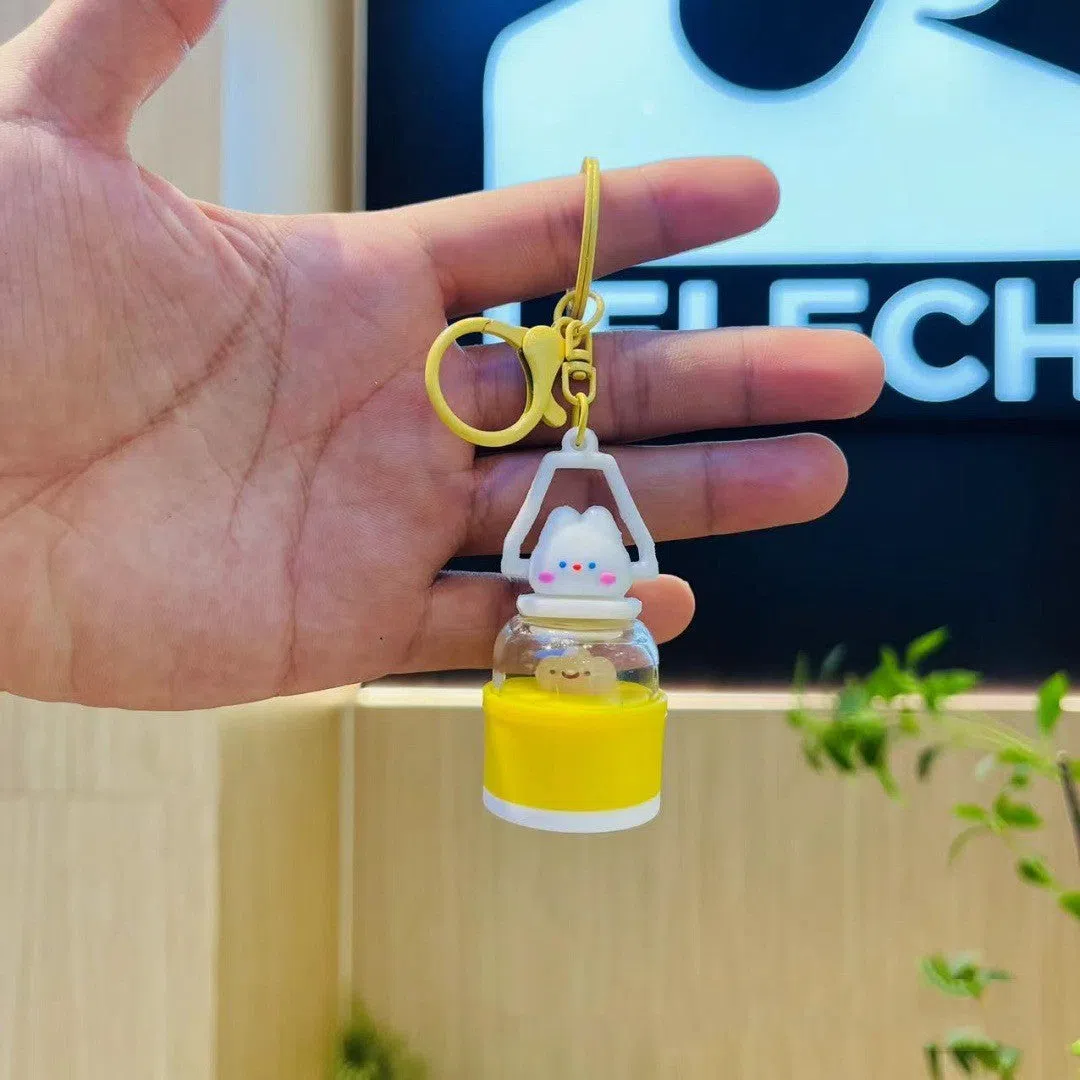 Camping small night lamp keychain pendant silicone in pink colour