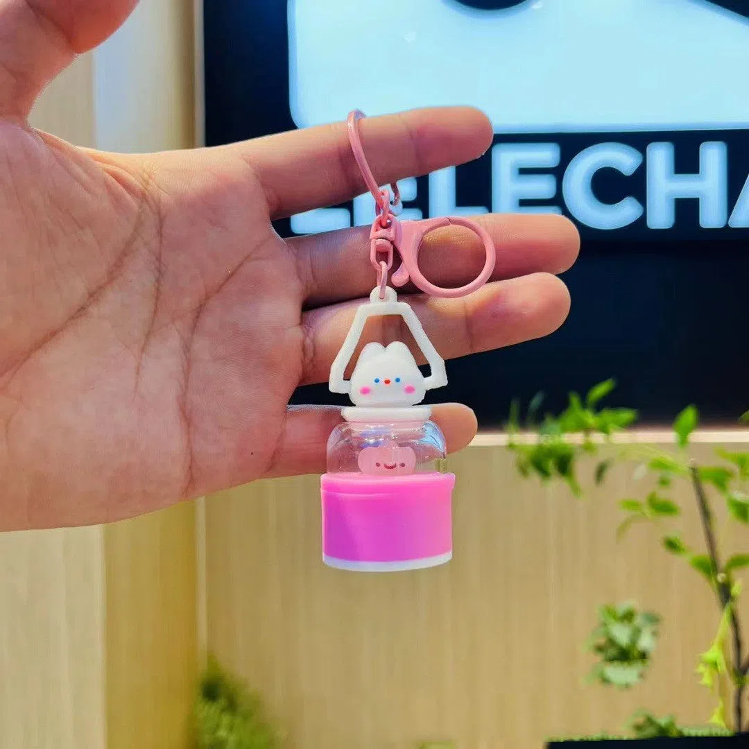 Camping small night lamp keychain pendant silicone in pink colour