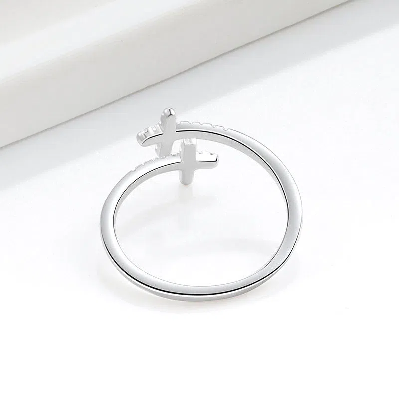Women's cross open zircon ring in white gold colour on copper base with adjustable size