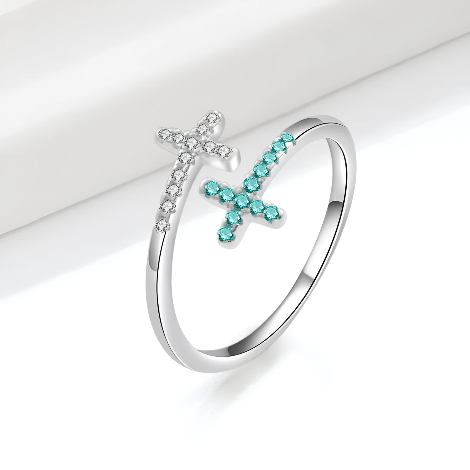 Women's cross open zircon ring in white gold colour on copper base with adjustable size