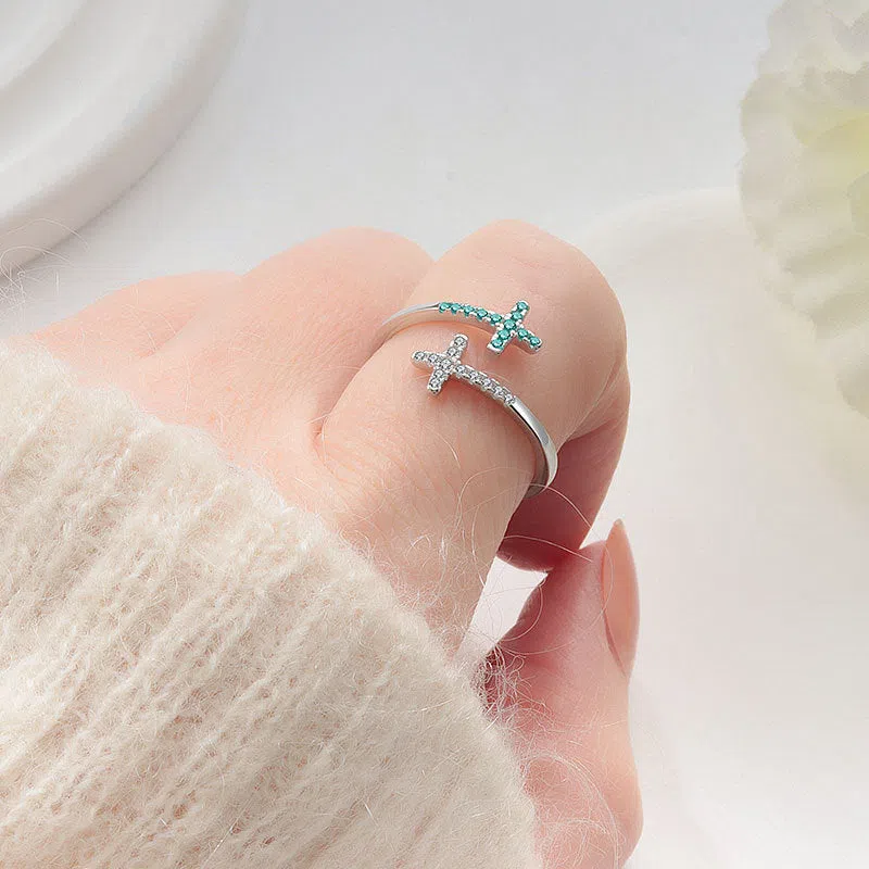 Women's cross open zircon ring in white gold colour on copper base with adjustable size