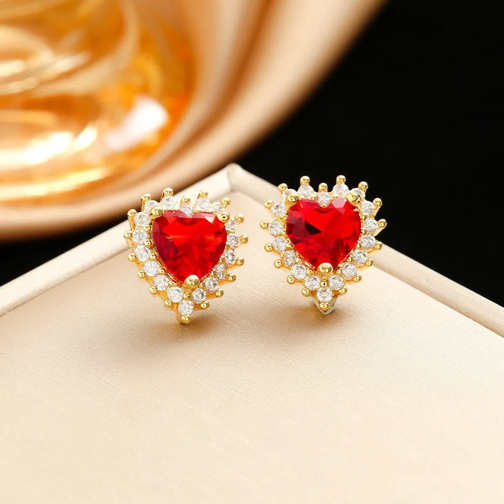 Gold red titanium steel heart pendant necklace with mixed gem inlay and water wave chain
