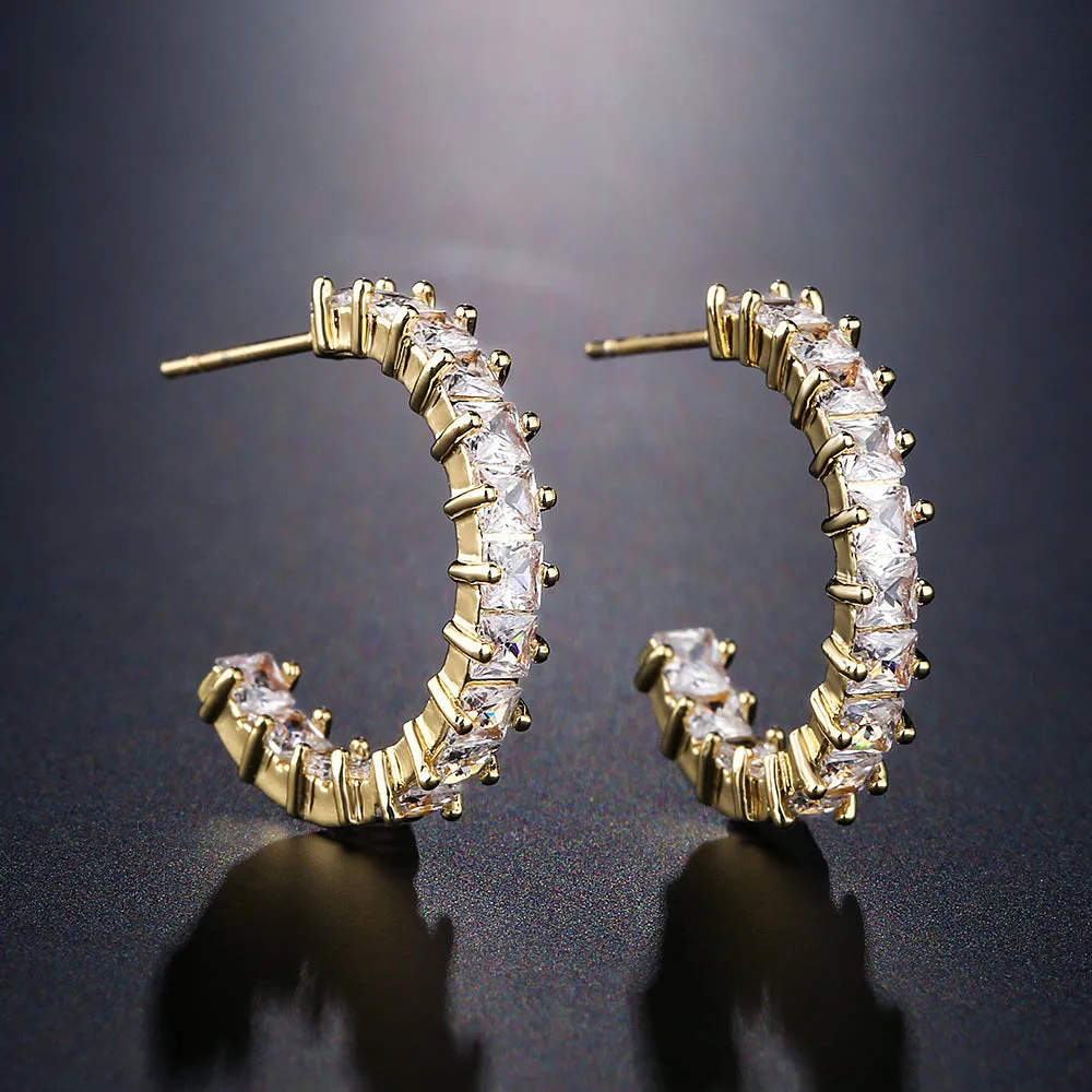 Women's retro C-shaped earrings with inlaid zirconium stones in gold colour