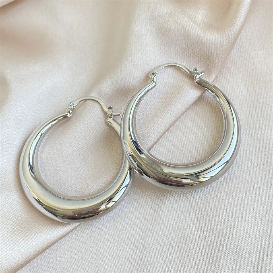 Women's retro C-shaped earrings with inlaid zirconium stones in gold colour