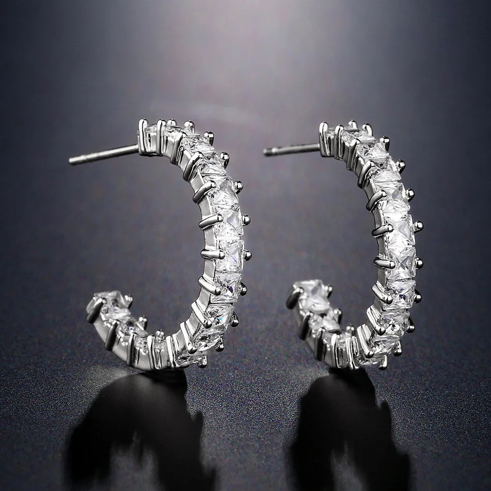 Women's retro C-shaped earrings with inlaid zirconium stones in gold colour