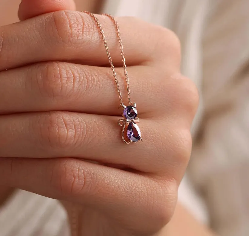Adorable pet kitty gem pendant clavicle chain with inlaid zircon and water wave chain in sweet animal style