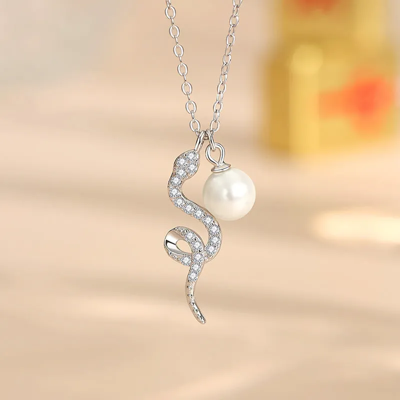Rose gold Chinese animal necklace with 925 silver pendant on O-ring chain