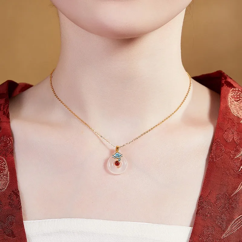 925 silver cold enamel red agate white chalcedony safety buckle pendant clavicle chain necklace on white background