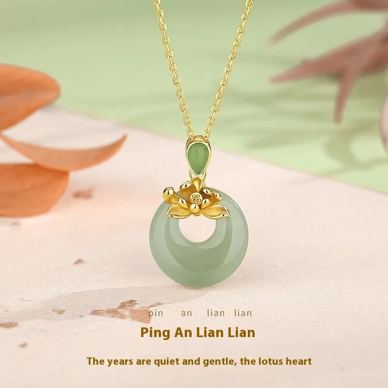 Hetian jade peace buckle pendant necklace on 925 silver yellow gold electroplated O-shaped chain, adjustable 41-50 cm