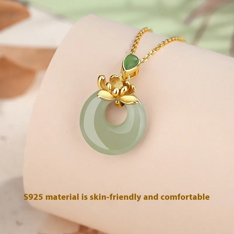 Hetian jade peace buckle pendant necklace on 925 silver yellow gold electroplated O-shaped chain, adjustable 41-50 cm