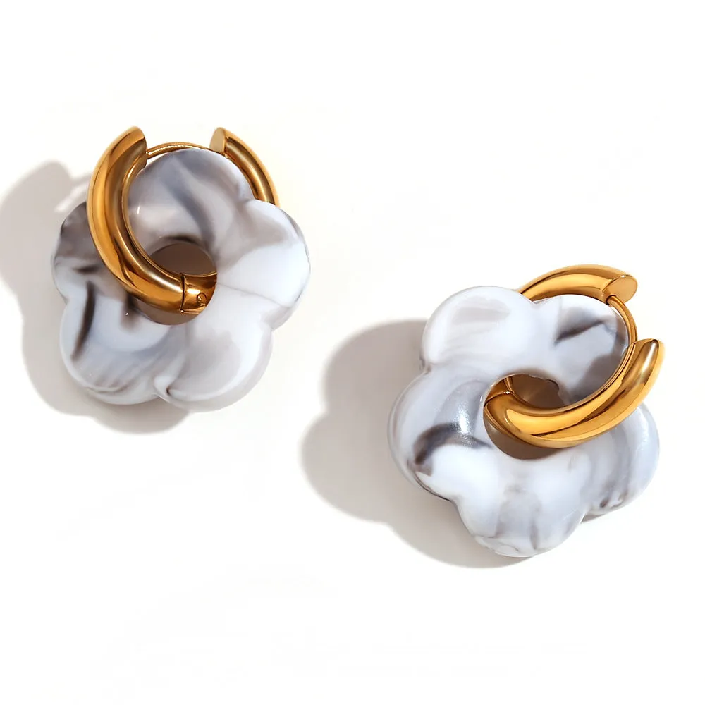 Stainless steel flower stud earrings with electroplated finish, flower ornament inlay, minimalist geometry shape, available in multiple colours