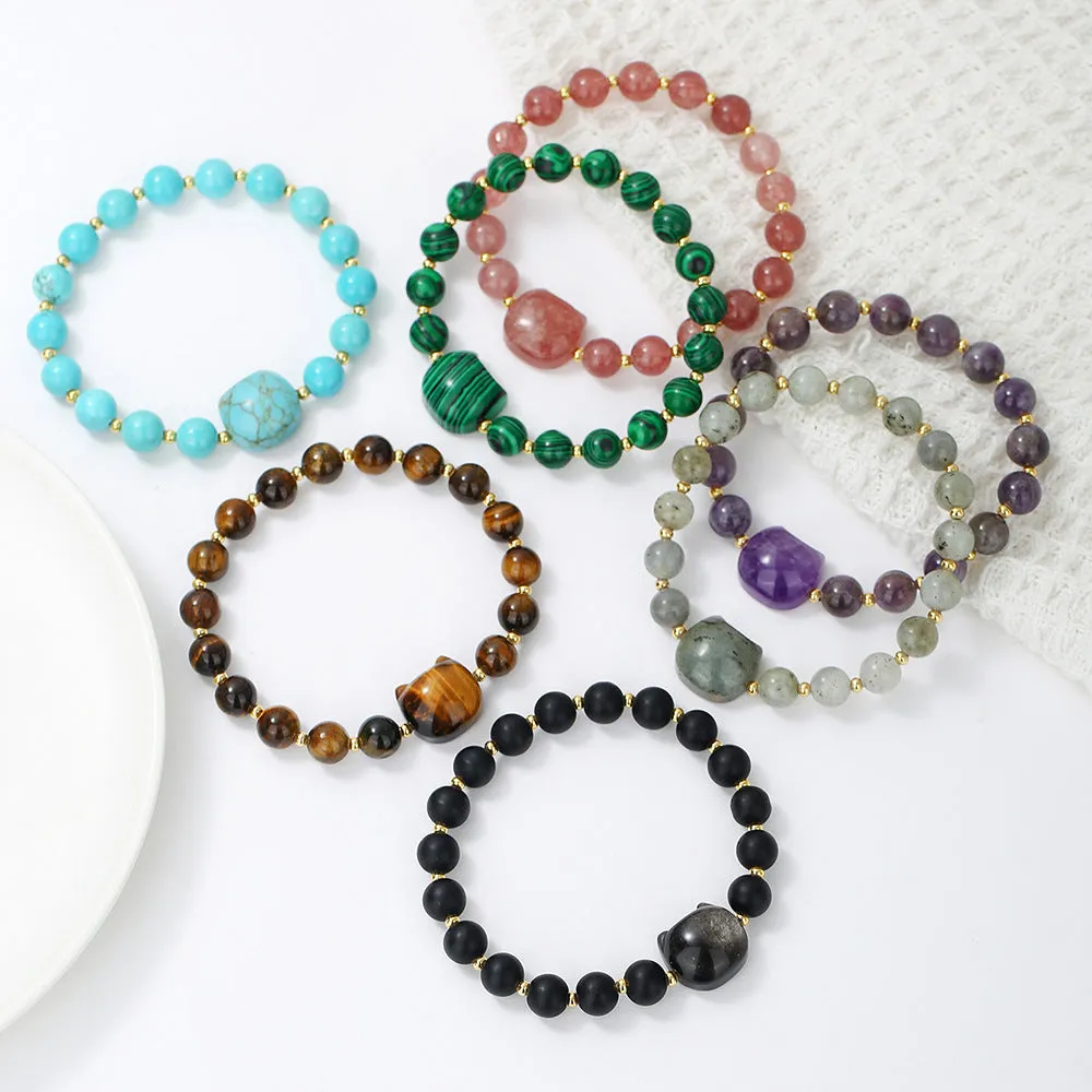 Natural stone cat head charm bracelet in Gray Moonlight colour – hand-strung stone beads on cord