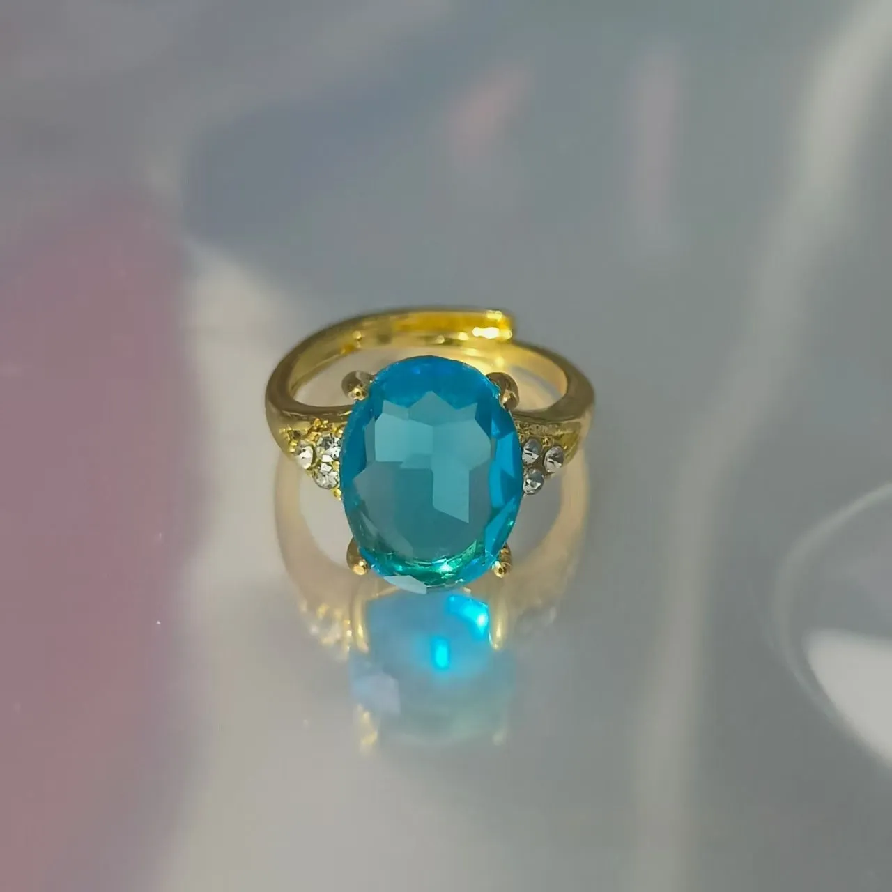 Inlaid zircon love heart-shaped open ring for women in adjustable alloy finish