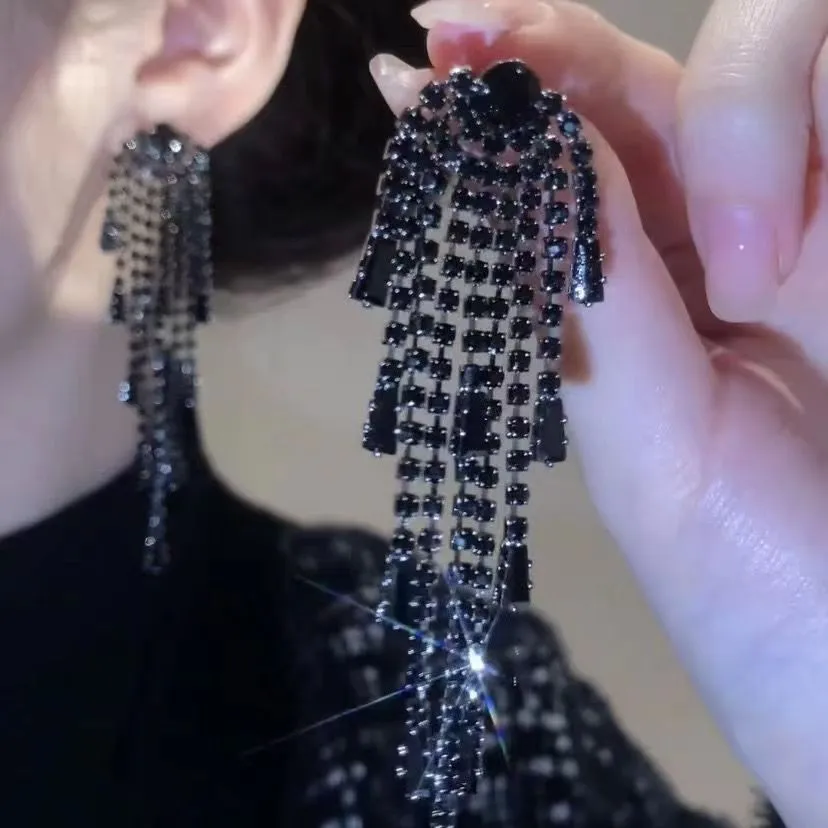 Light luxury tassel long earrings for women, geometric design, alloy with electroplated finish.