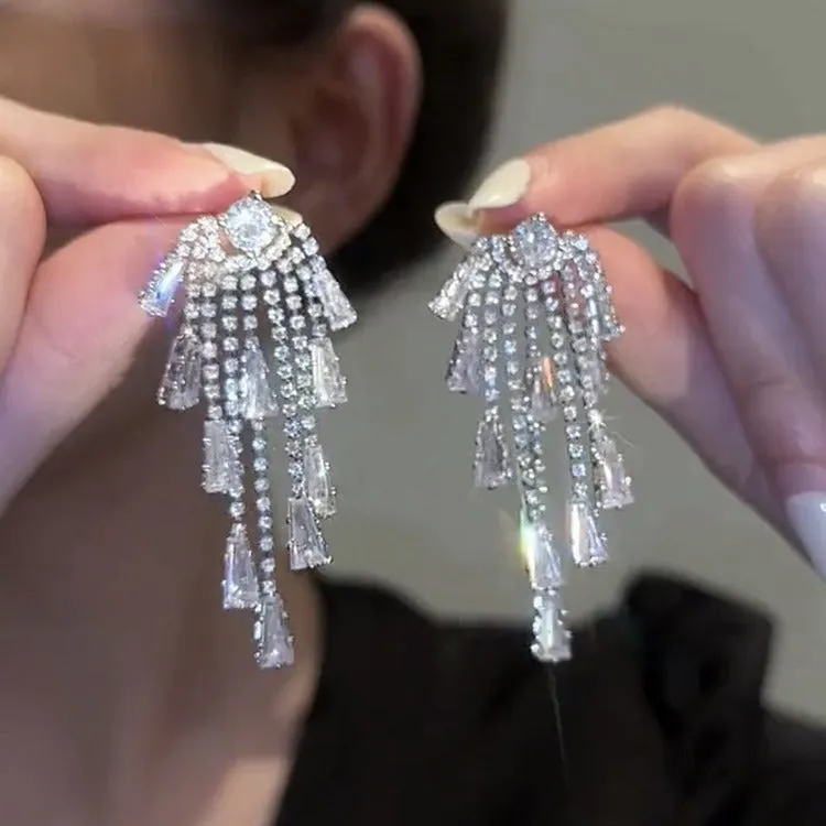 Light luxury tassel long earrings for women, geometric design, alloy with electroplated finish.