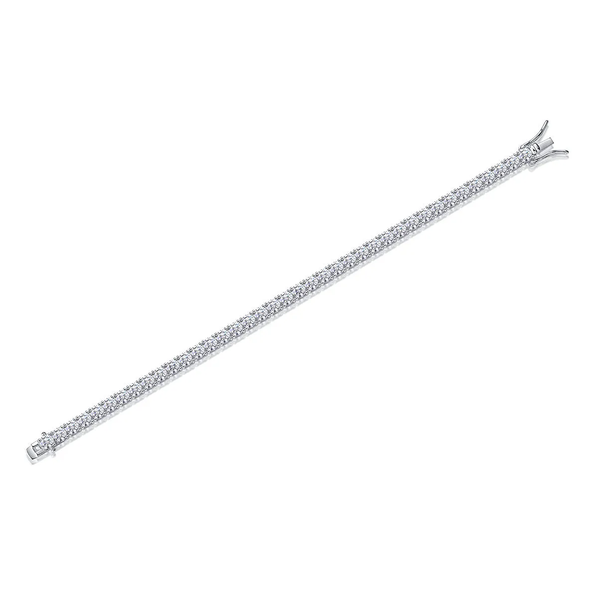 925 silver plated moissanite tennis bracelet with 30-point round stones in 18cm length
