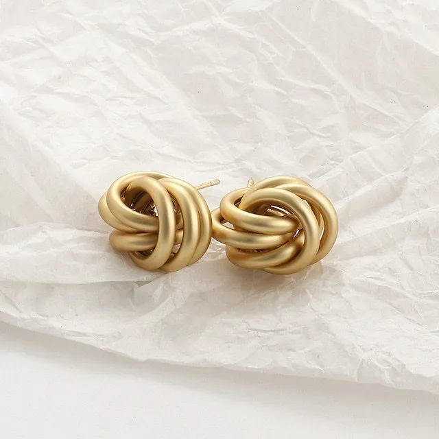 Women's simulated pearl and alloy earrings in gold colour, geometric shape
