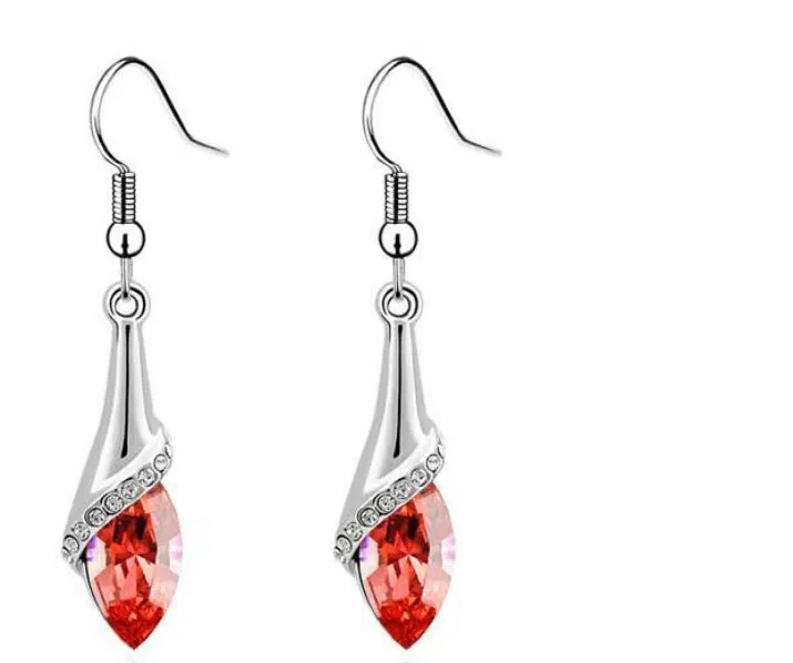 Angel Elf three-piece Austria crystal alloy jewellery set with earrings necklace bracelet on display