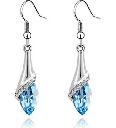 Angel Elf three-piece Austria crystal alloy jewellery set with earrings necklace bracelet on display