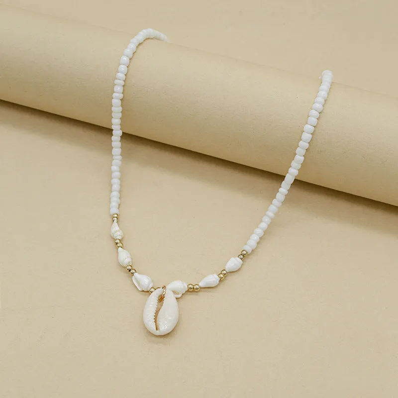 White conch bead necklace with mother pearl shellfish pendant on regular chain