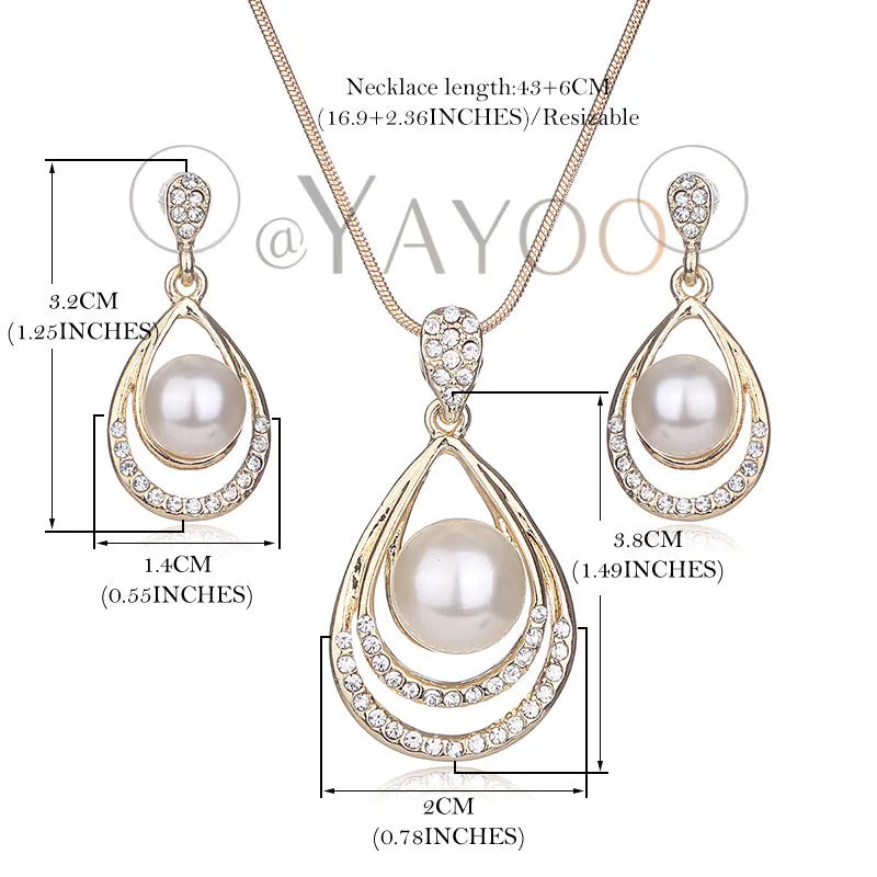 Women's fashion pearl jewelry set with drop-shaped simulated pearl necklace and earrings in silvery colour