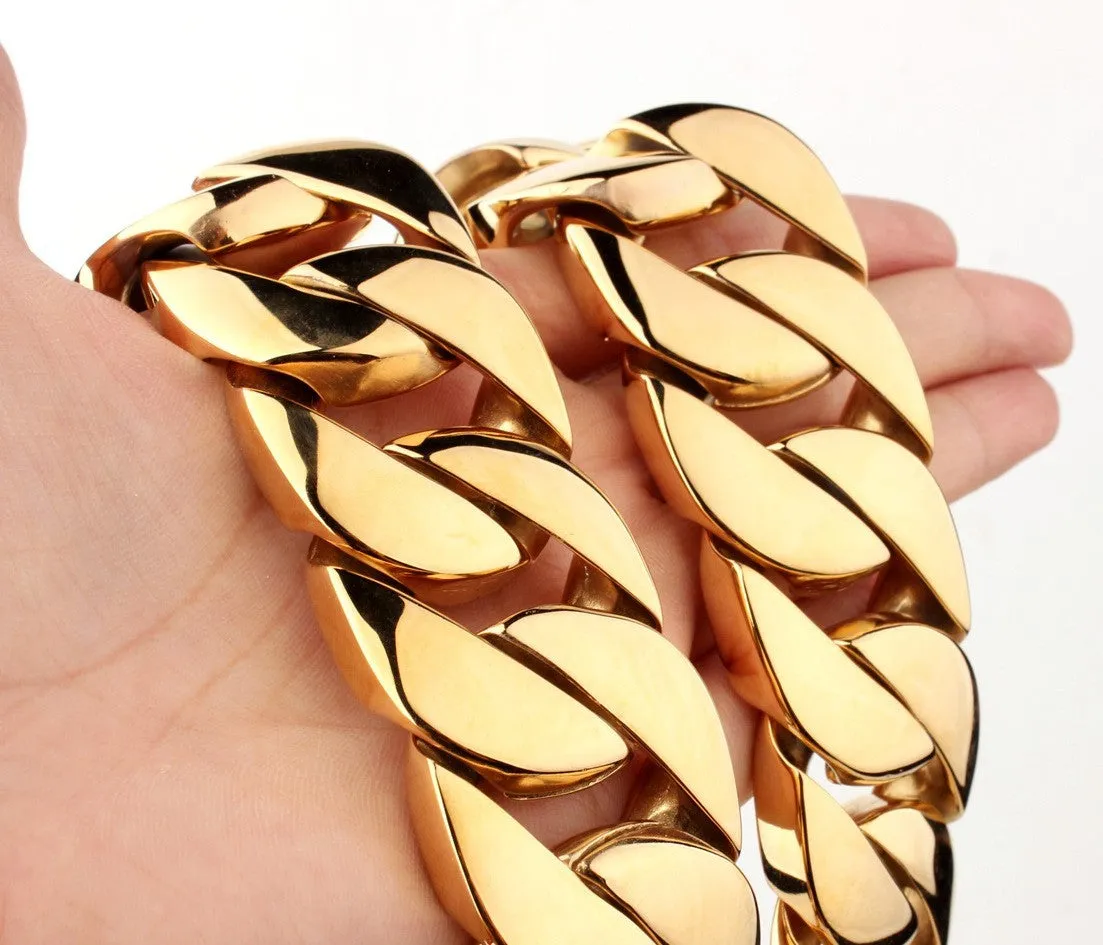 Men's gold titanium steel vacuum plating casting necklace with geometric whip chain design on white background