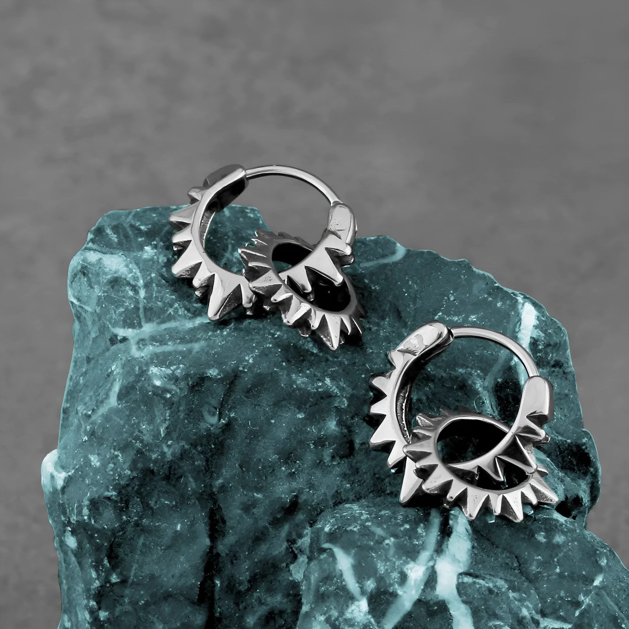 Retro style titanium steel round hoop earrings with polished stainless steel construction