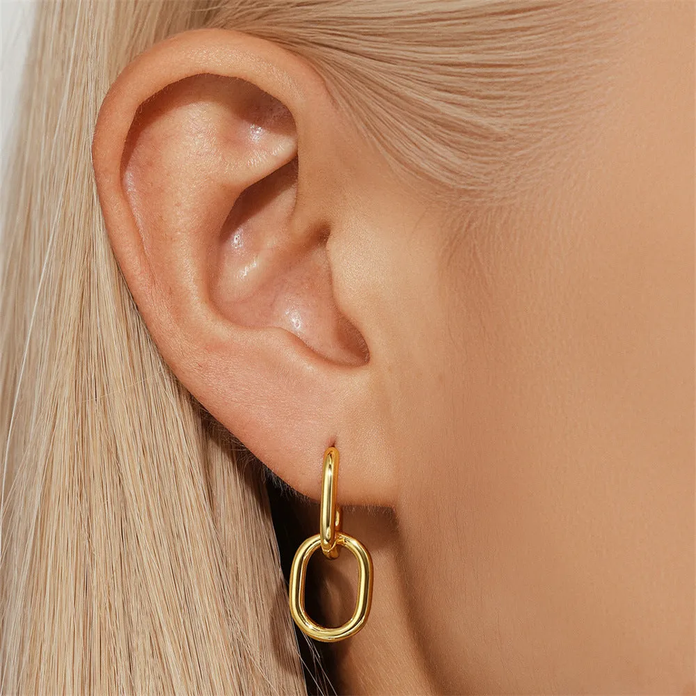 Brass diamond earclip earrings with geometric round design in golden electroplated finish
