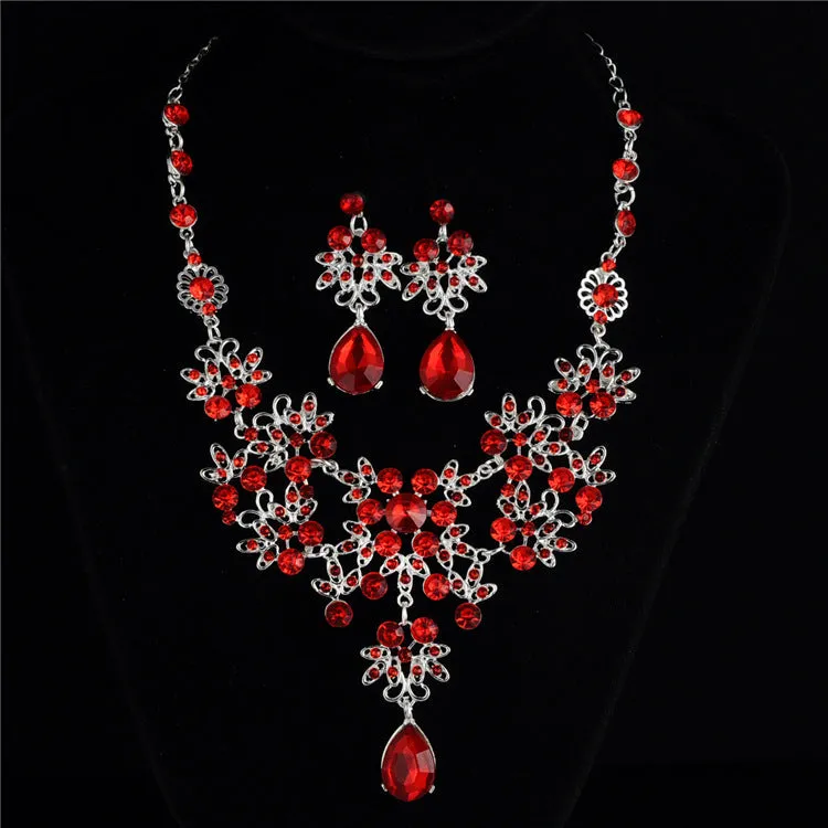 Alloy geometric necklace and earring set with diamond-cut finish, adjustable chain, six colour options