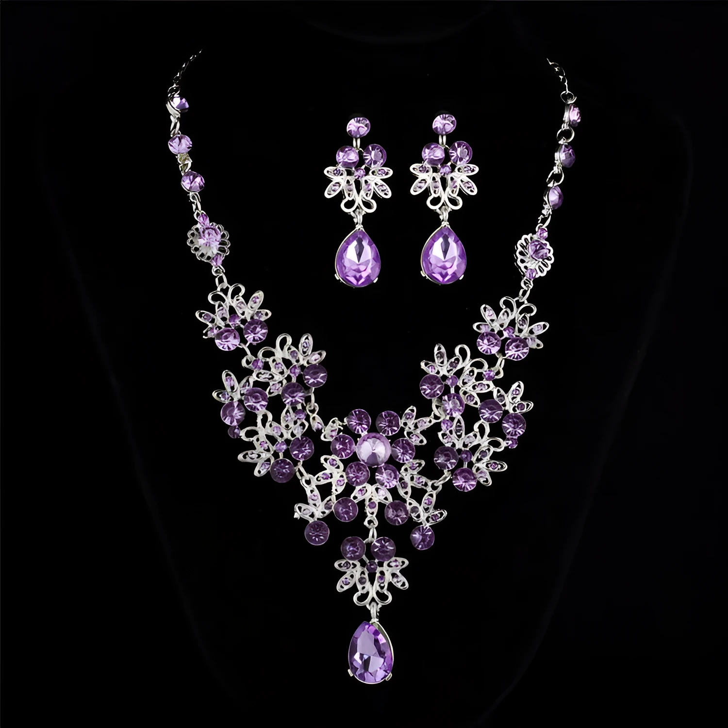Alloy geometric necklace and earring set with diamond-cut finish, adjustable chain, six colour options