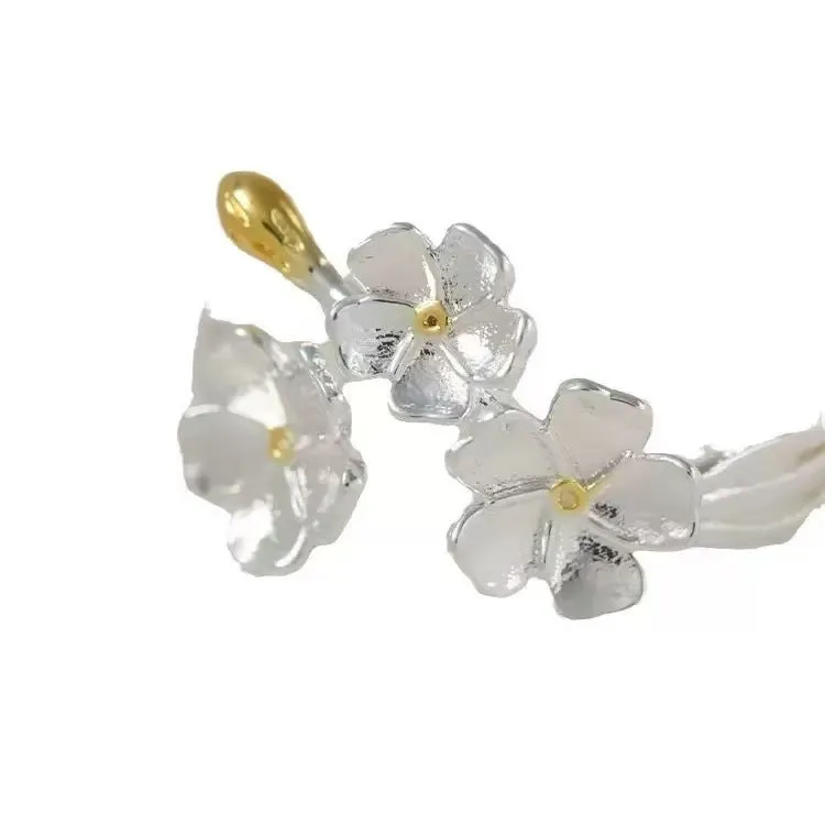 Three-dimensional jasmine flower ring with open-mouth design in electroplated zinc alloy