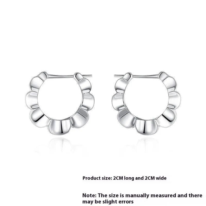 Sterling silver geometric retro earrings with round design elements and electroplated silver finish