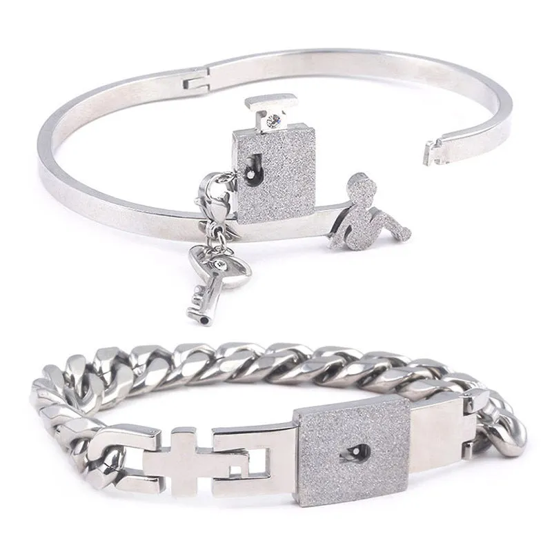 Titanium steel couple love lock bracelet key set necklace in electroplated finish