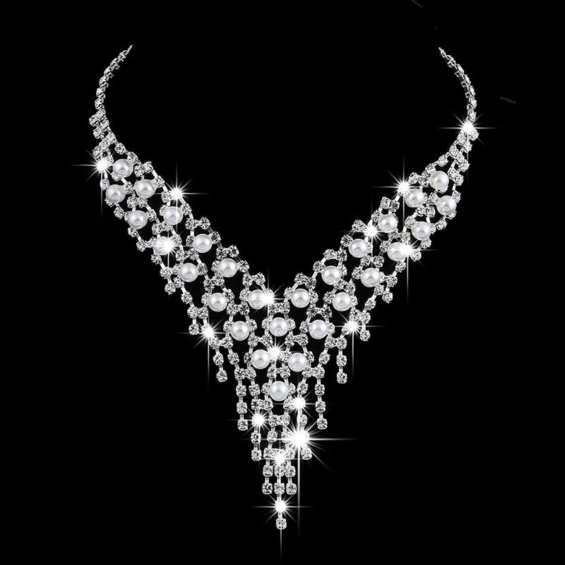 Fashion OL bridal jewellery set with claw chain pearl rhinestone necklace and drop earrings on polished alloy metal
