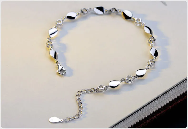 Diamond-encrusted 925 sterling silver bracelet with AAA+ zircon stones, bright white and silver, adjustable chain tail