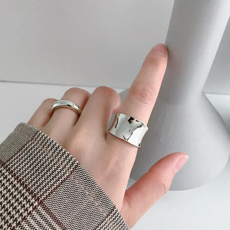 Big wide geometric 925 silver ring with adjustable opening, silver finish, on finger