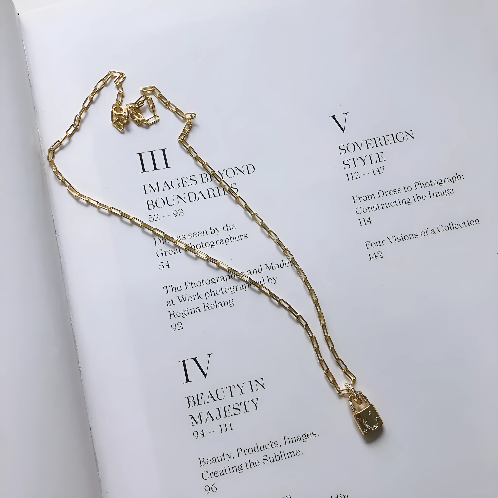 Sterling silver 18k gold geometric lock pendant short neck chain for women