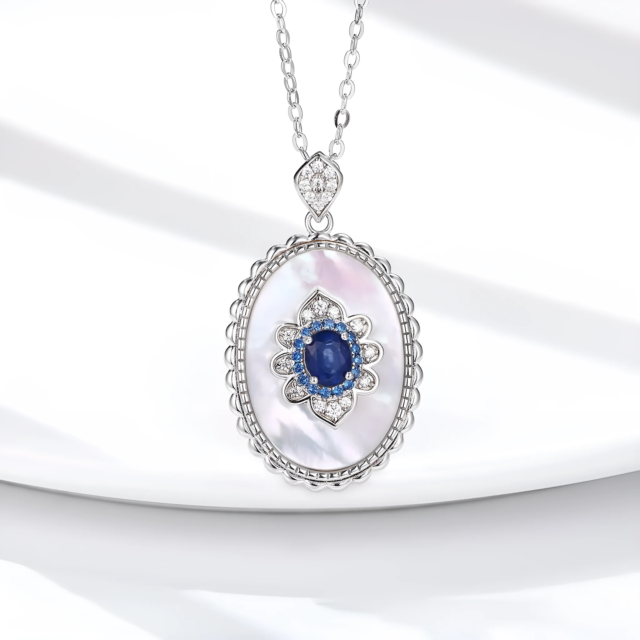 925 sterling silver geometric pendant necklace with platinum gold finish, adjustable o-chain 41-50cm for women