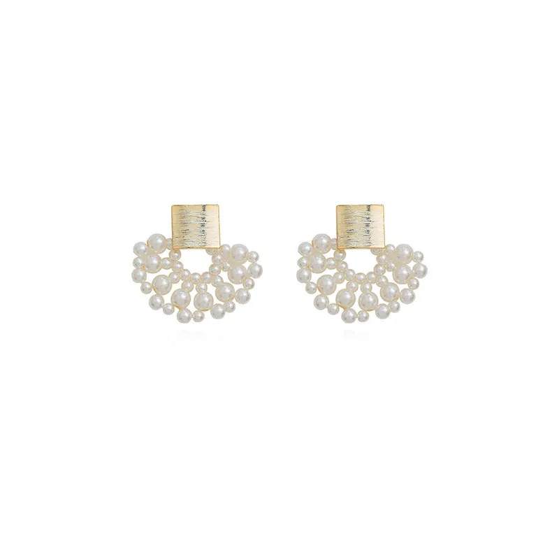 Handmade pearl woven scalloped stud earrings in 14K true gold electroplated alloy with inlaid pearls
