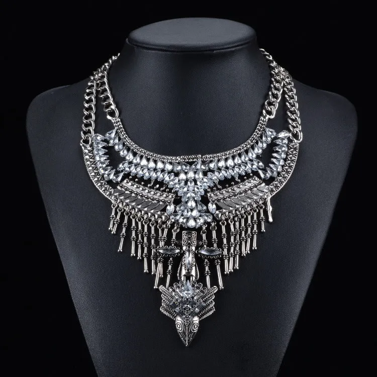 Alloy diamond short necklace with floral flower design and crystal detailing