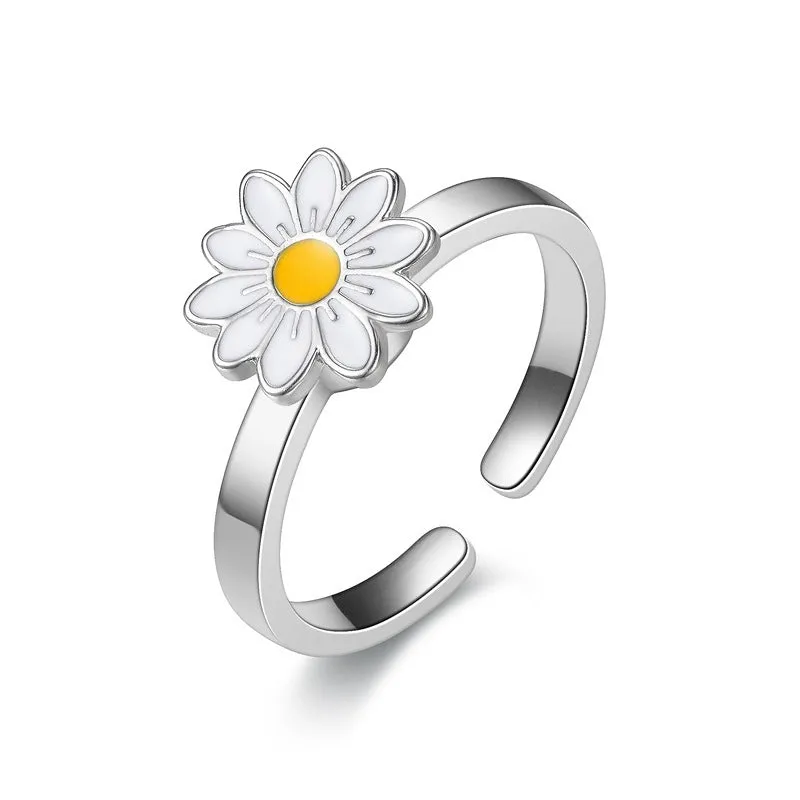 Fidget spinner ring for women with turnable floral copper design and rhinestones