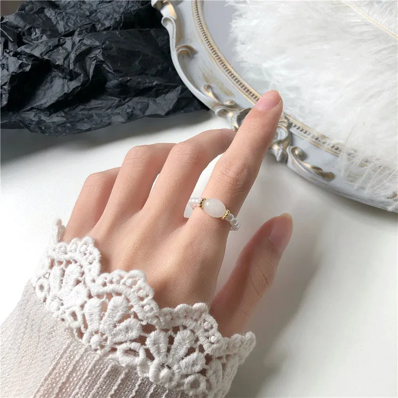 Vintage pearl ring with alloy band, synthetic stone, outer diameter 21mm, available in blue