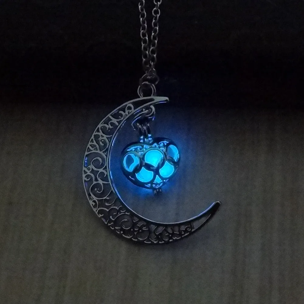 Glowing pendant necklace with silver plated chain, 50 cm length, luminescent pendant in white K plating