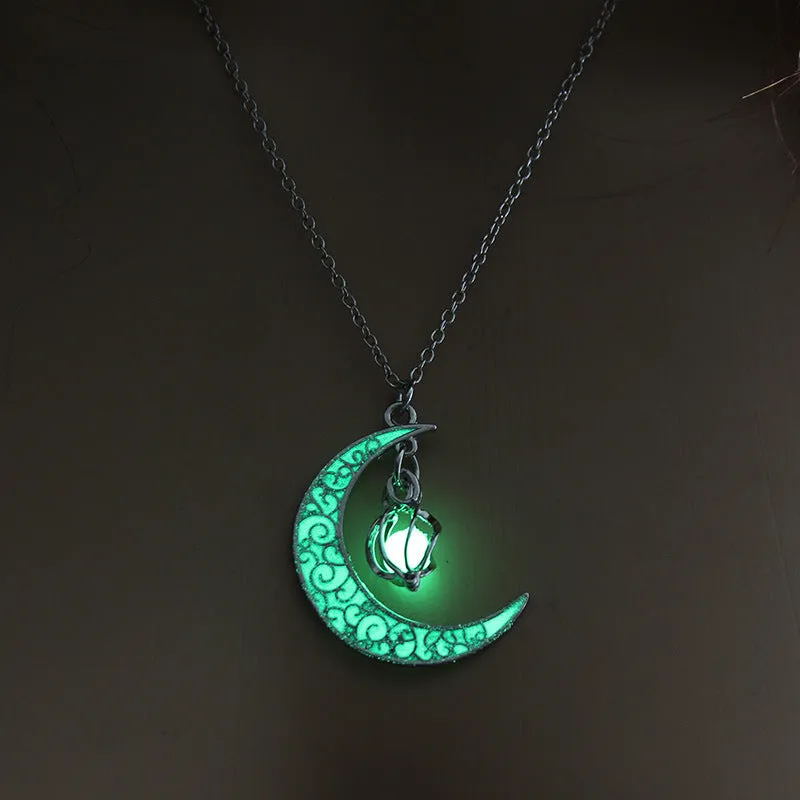 Glowing pendant necklace with silver plated chain, 50 cm length, luminescent pendant in white K plating