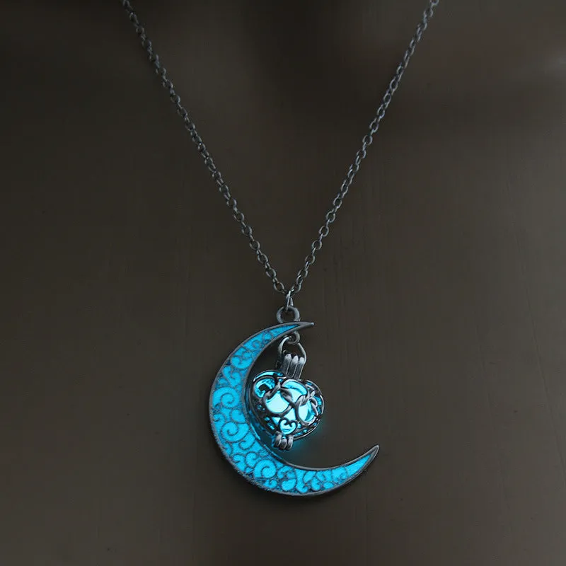 Glowing pendant necklace with silver plated chain, 50 cm length, luminescent pendant in white K plating
