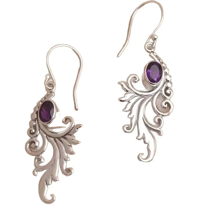 Retro distressed ethnic earrings in antique silver with diamond pendant shape, made from zinc alloy